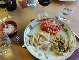 Verschiedene Sorten Pasta auf einem Teller